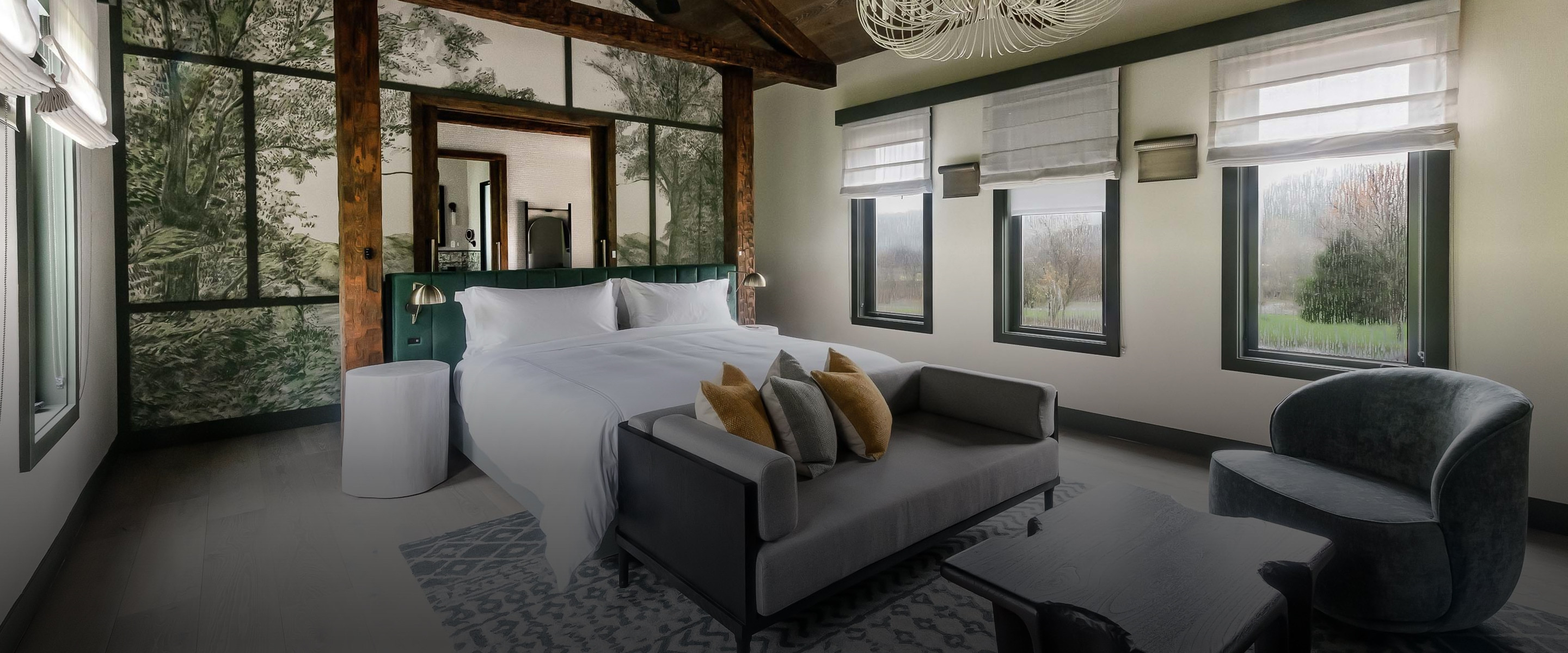 Guest room at Southall Farm & Inn in Franklin